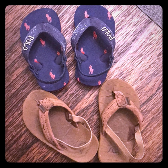Quiksilver Other - Cute little boy sandals!